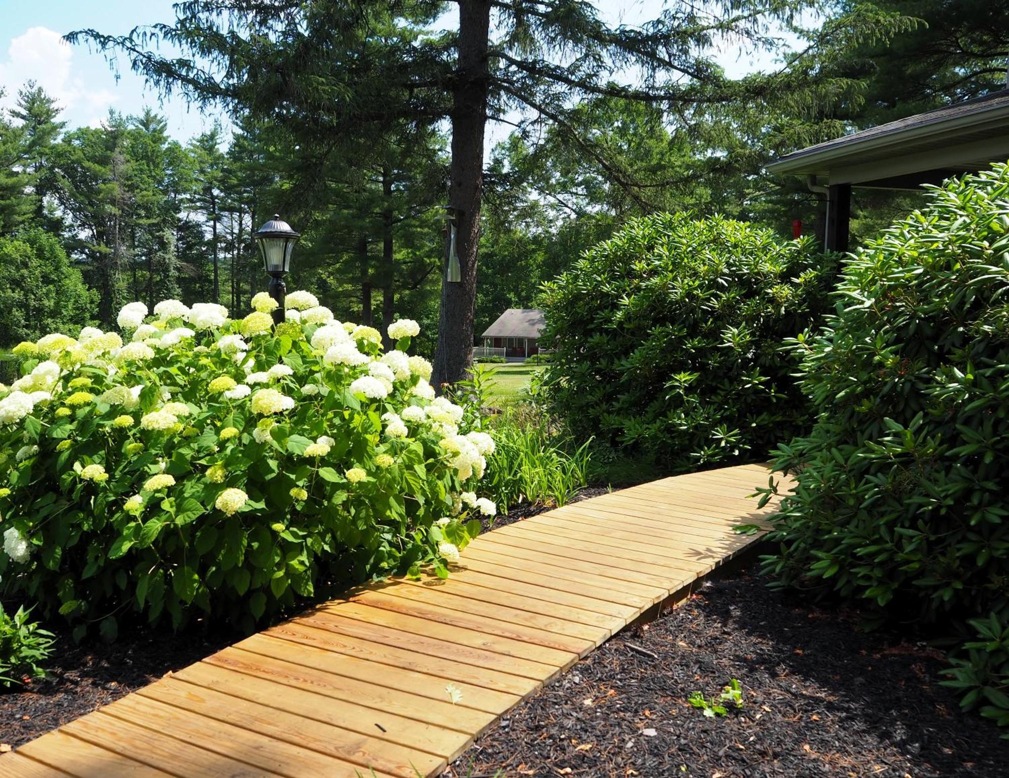 Woodfield Manor - A Sundance Vacations Property Cresco Exterior photo