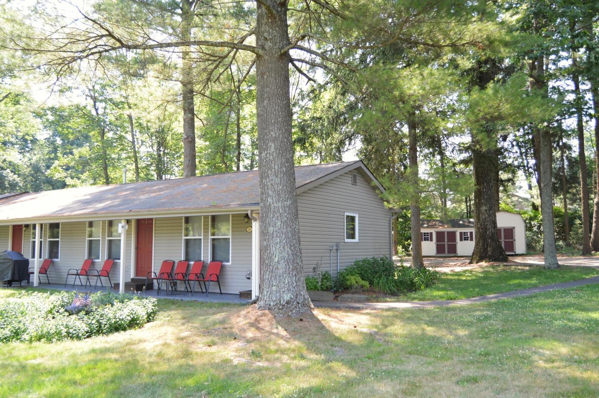 Woodfield Manor - A Sundance Vacations Property Cresco Exterior photo